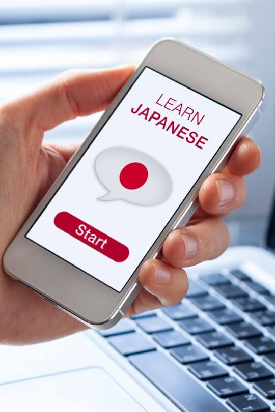 arigato Smartphone in der Hand skrivanek arigato Smartphone in der Hand skrivanek