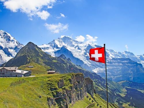 Berglandschaft Welche Sprache spricht man in der Schweiz skrivanek
