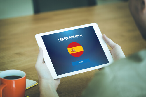 Spanisch online lernen hallo auf Spanisch skrivanek